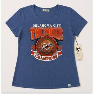 Oklahoma City Thunder OKC 2025 Champions Women’s T-Shirt Size Large NWT